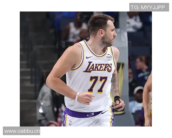 尼克斯大胜，詹姆斯破4项历史纪录！东契奇三双难救主，快交易吧