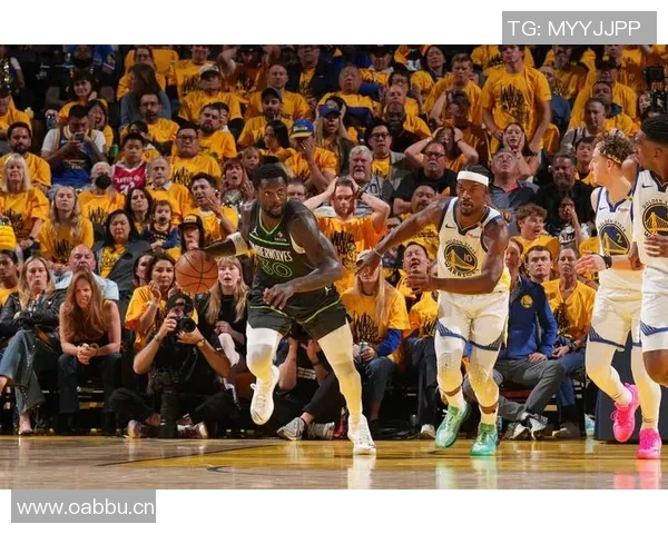 雄鹿难选啊！3队成字母下家首选，勇士森林狼把非卖品都拿出来了